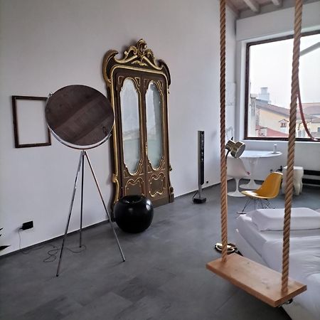 Apartamento Spirit Of The Moon Brescia Exterior foto